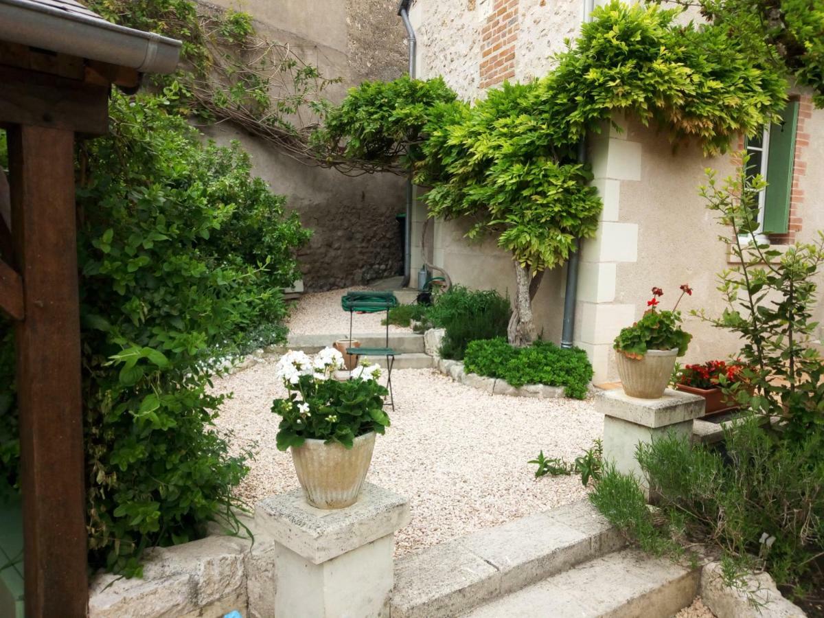 Monts Le Petit Jardin Yoyo酒店 外观 照片
